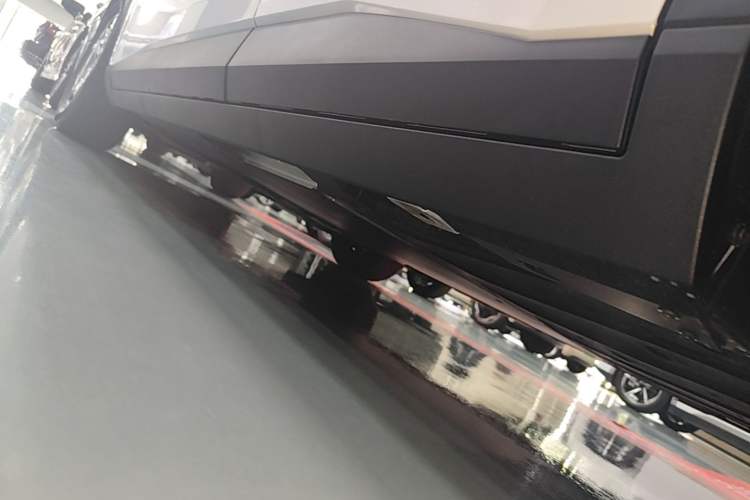 Used AION UT 2026 Model 320 Starlight Edition Left Side Sill
