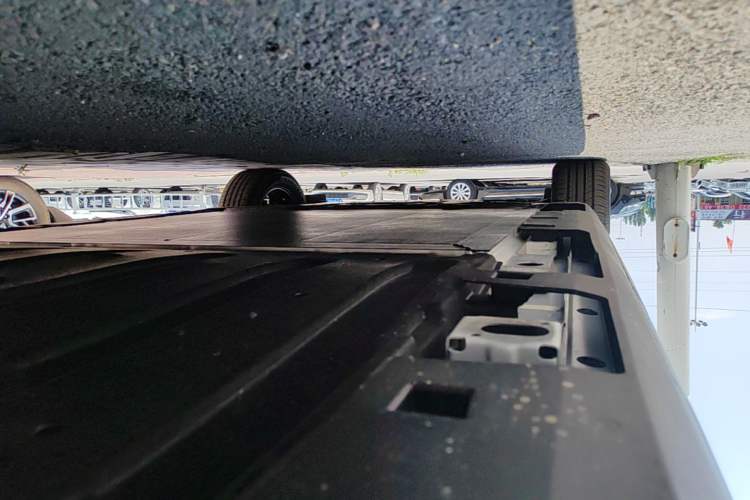 Used AION UT 2026 Model 320 Starlight Edition Left Side Sill