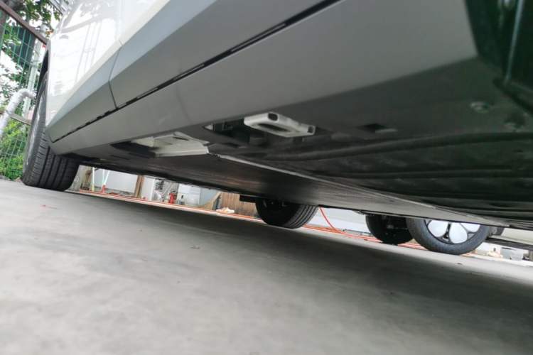 Used AION UT 2026 Model 320 Starlight Edition Left Side Sill