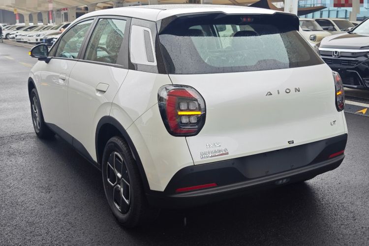 Used AION UT 2026 Model 320 Starlight Edition Rear Left 45 Deg