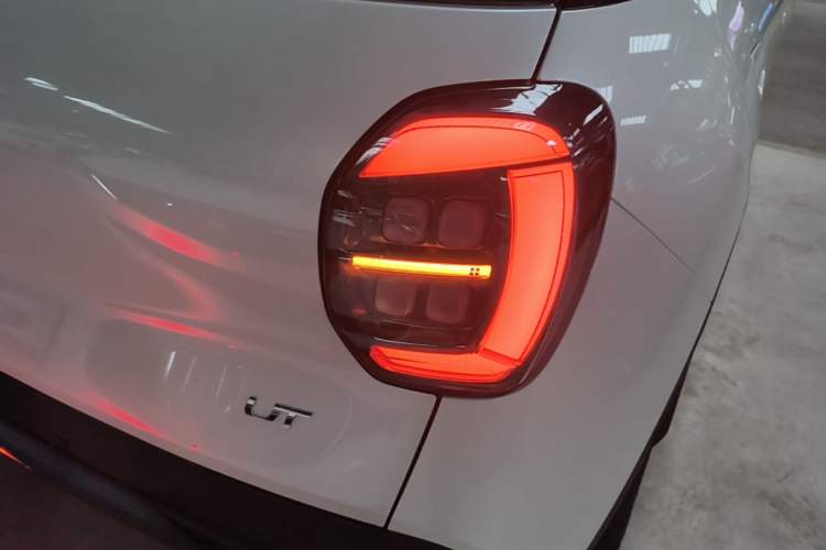 Used AION UT 2026 Model 320 Starlight Edition Right Rear Taillight