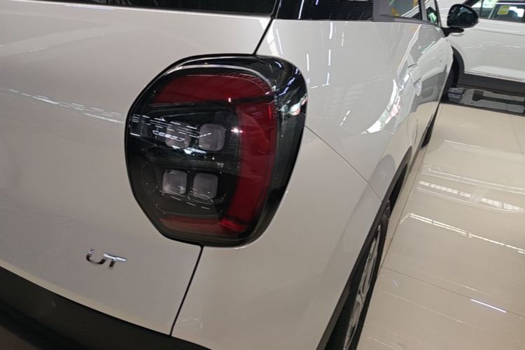 Used AION UT 2026 Model 320 Starlight Edition Right Rear Taillight