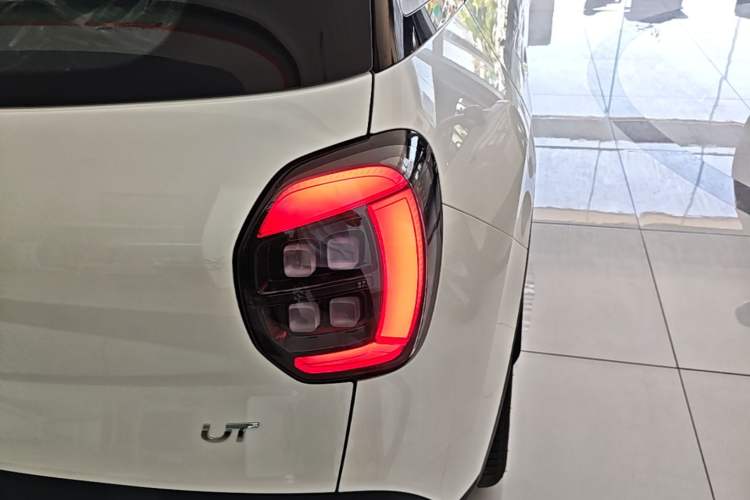 Used AION UT 2026 Model 320 Starlight Edition Right Rear Taillight