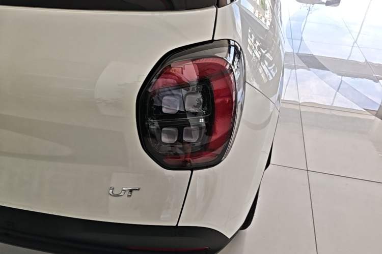 Used AION UT 2026 Model 320 Starlight Edition Right Rear Taillight
