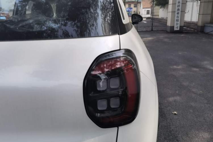 Used AION UT 2026 Model 320 Starlight Edition Right Rear Taillight