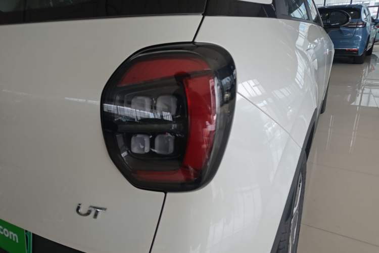 Used AION UT 2026 Model 320 Starlight Edition Right Rear Taillight