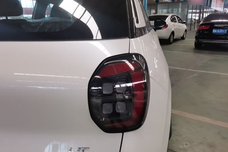Used AION UT 2026 Model 320 Starlight Edition Right Rear Taillight