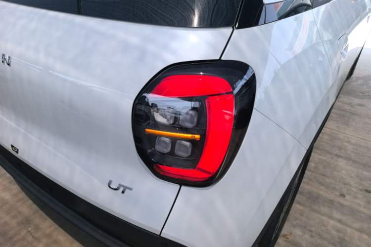 Used AION UT 2026 Model 320 Starlight Edition Right Rear Taillight