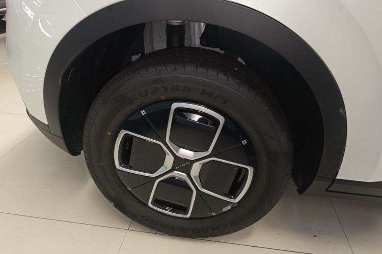 Used AION UT 2026 Model 320 Starlight Edition Right Rear Wheel Hub