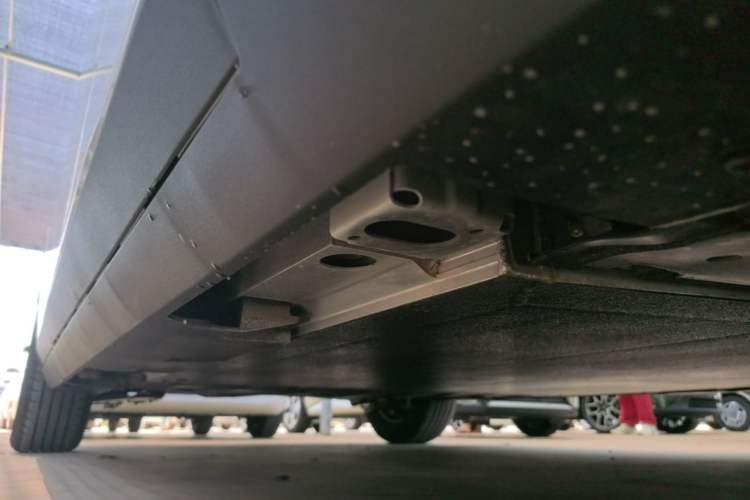 Used AION UT 2026 Model 320 Starlight Edition Right Side Sill