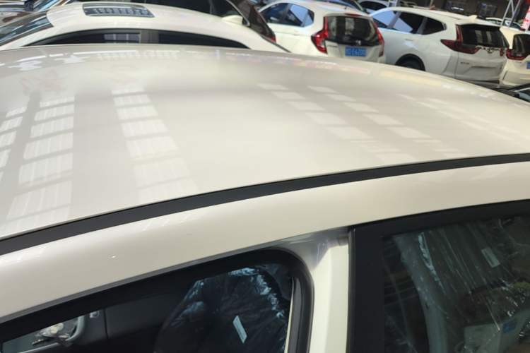 Used AION UT 2026 Model 320 Starlight Edition Roof