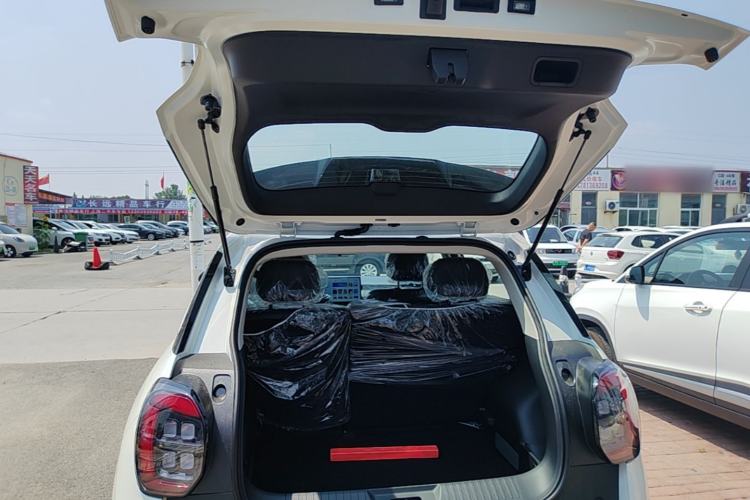 Used AION UT 2026 Model 320 Starlight Edition Trunk