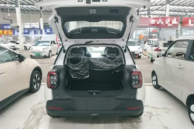 Used AION UT 2026 Model 320 Starlight Edition Trunk