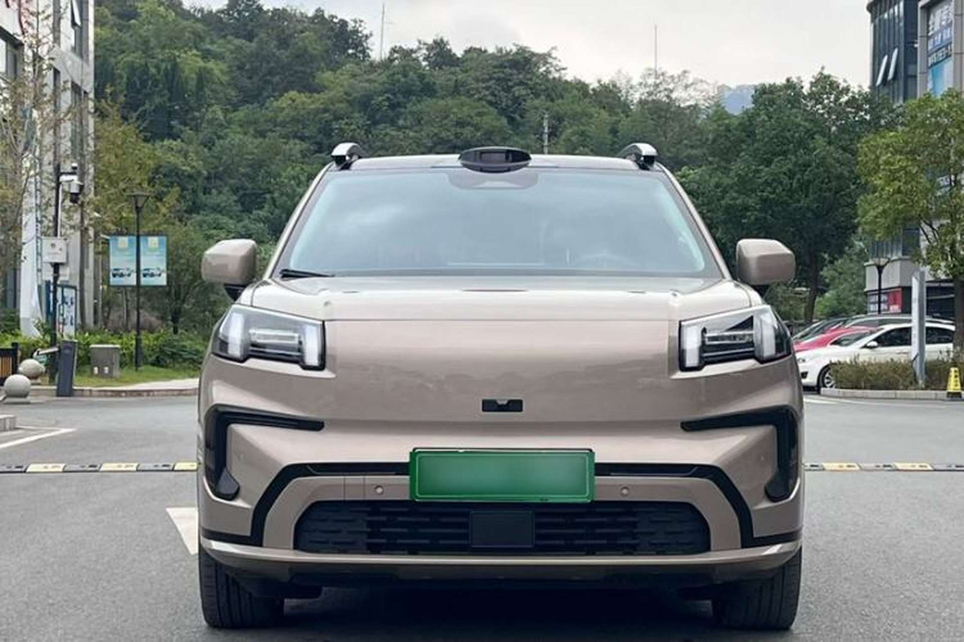 Used AION V 2024 Aion Tyrannosaurus 650 LiDAR Edition Exterior 3