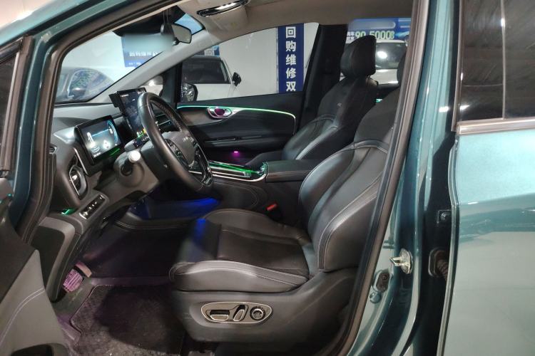 Used AION V 2023 Plus 80 Smart Enjoyment Seven-Seater Edition Ternary Lithium Left Front Seat