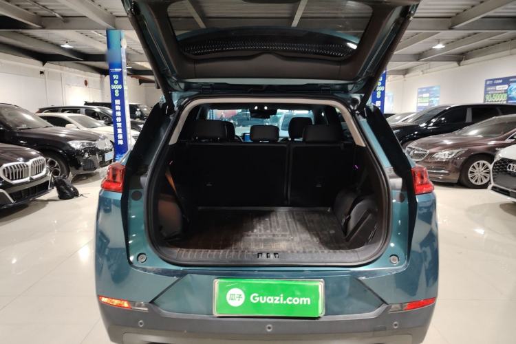 Used AION V 2023 Plus 80 Smart Enjoyment Seven-Seater Edition Ternary Lithium Trunk