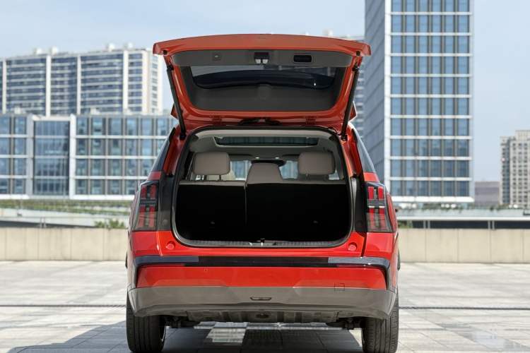 Used AION V 2024 Aion Tyrannosaurus 650 LiDAR Edition Exterior 6