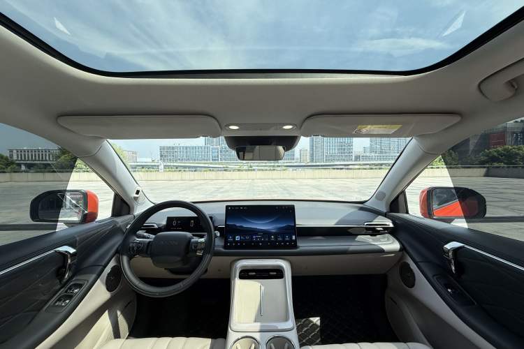 Used AION V 2024 Aion Tyrannosaurus 650 LiDAR Edition Interior 9