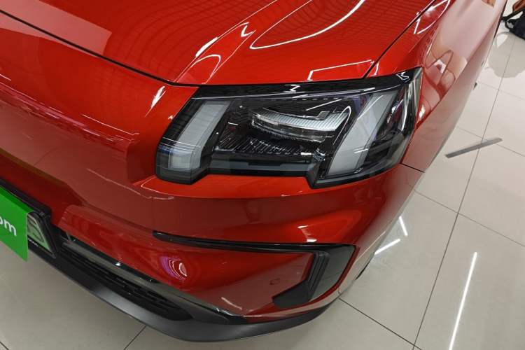 Used AION V 2024 Aion Tyrannosaurus 650 LiDAR Edition Left Front Headlight