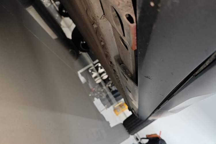 Used AION V 2024 Aion Tyrannosaurus 650 LiDAR Edition Left Side Sill