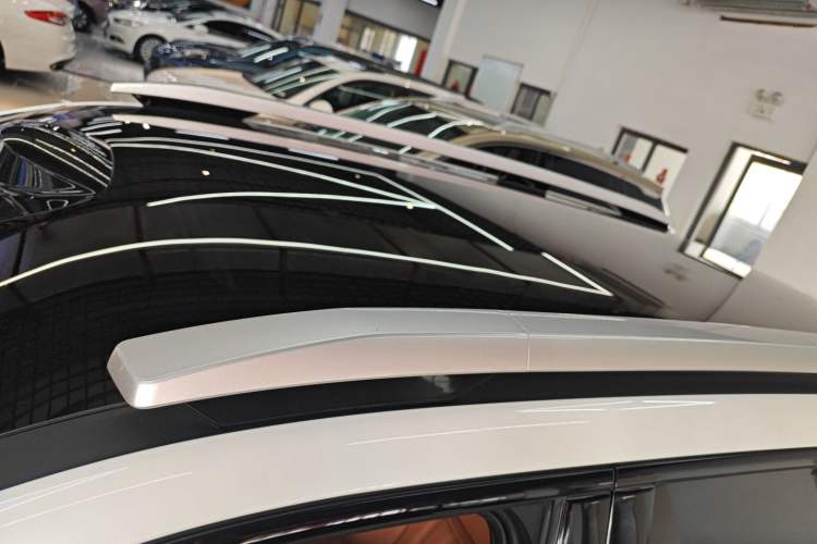 Used AION V 2024 Aion Tyrannosaurus 650 LiDAR Edition Roof