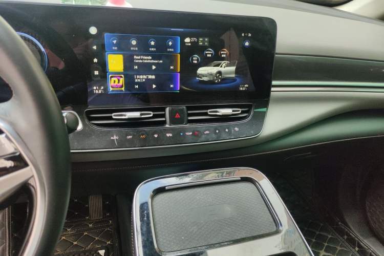 Used AION V 2020 80 MAX Edition Audio And AC Panel