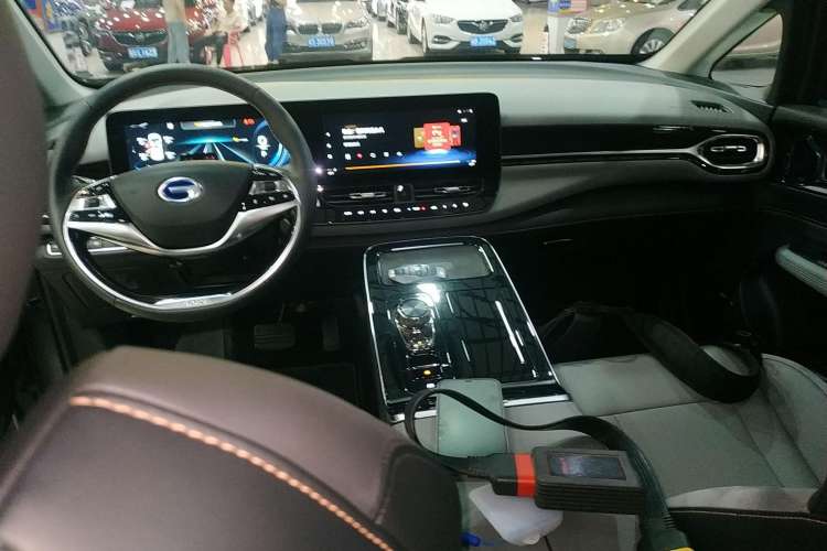 Used AION V 2020 70 PLUS Smart Edition Center Console