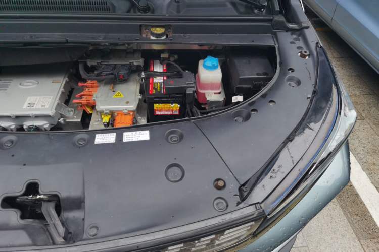 Used AION V 2020 70 Intelligent Edition Engine Bay Left