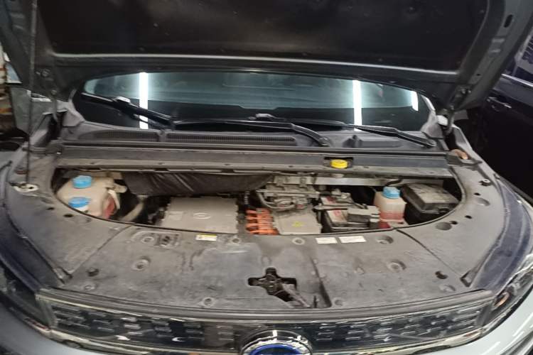 Used AION V 2020 70 Intelligent Edition Engine Bay