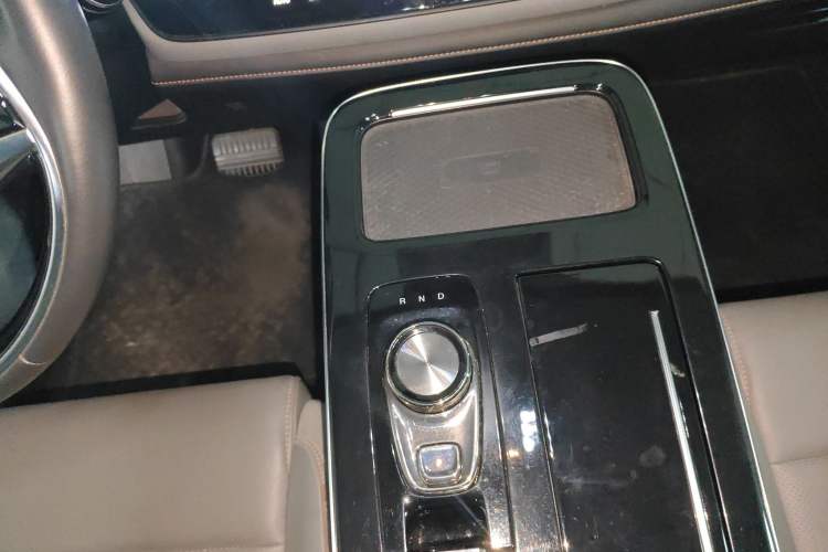 Used AION V 2020 70 Smart Technology Edition Gear Lever