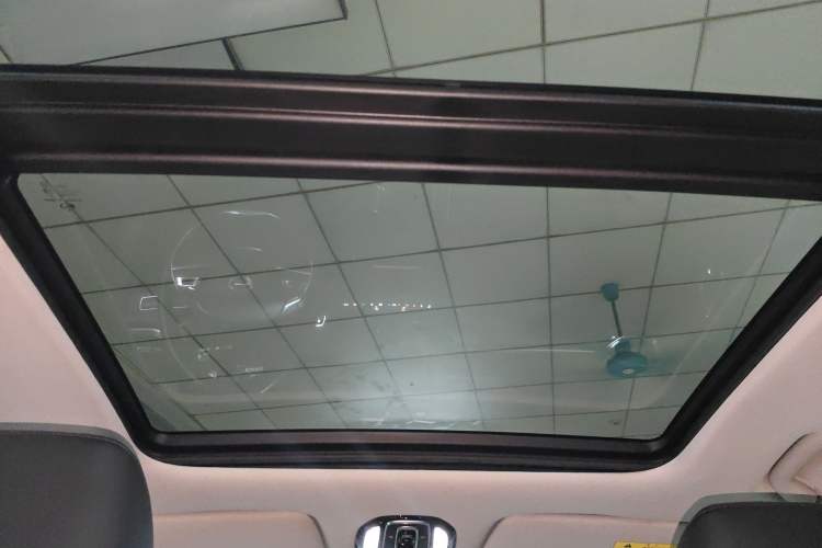 Used AION V 2020 70 Smart Technology Edition Headliner