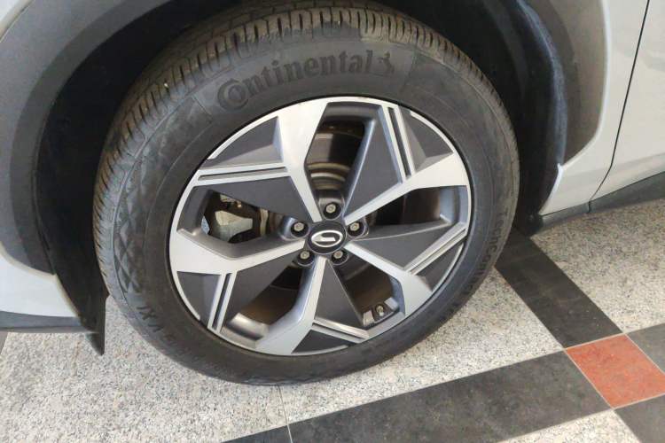 Used AION V 2020 70 Intelligent Edition Left Front Wheel Hub
