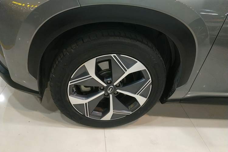 Used AION V 2020 70 PLUS Smart Edition Left Front Wheel Hub