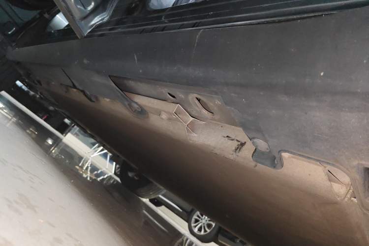 Used AION V 2020 70 Smart Technology Edition Left Side Sill