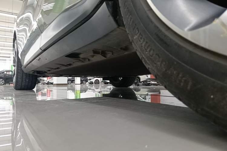 Used AION V 2020 80 Driving Prestige Edition Left Side Sill
