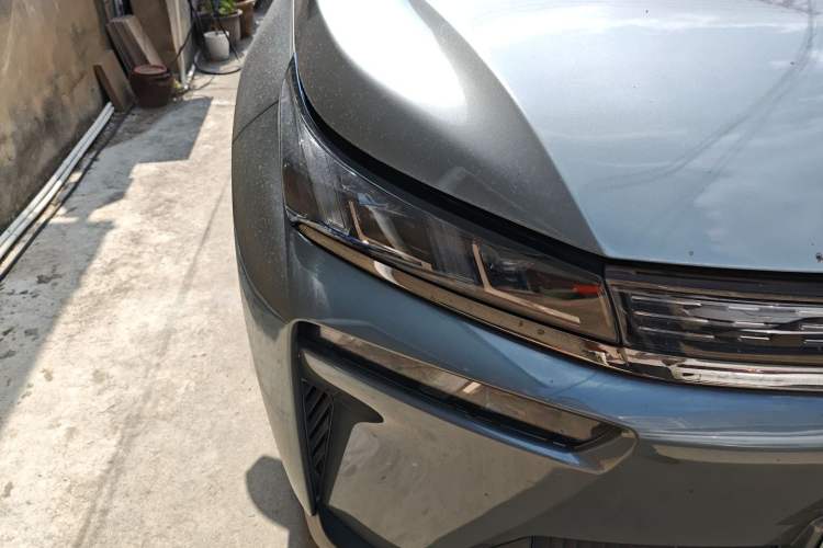 Used AION V 2020 70 Intelligent Edition Right Front Headlight