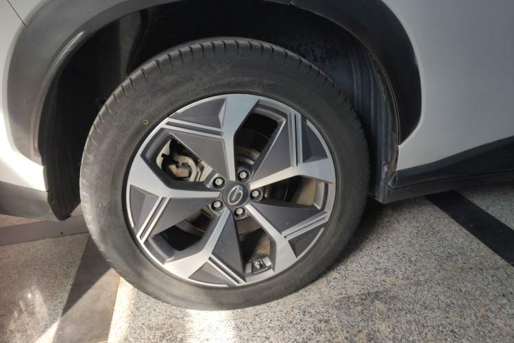Used AION V 2020 70 Intelligent Edition Right Rear Wheel Hub
