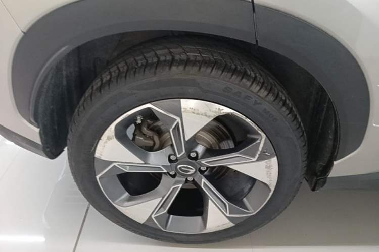 Used AION V 2020 80 Driving Prestige Edition Right Rear Wheel Hub