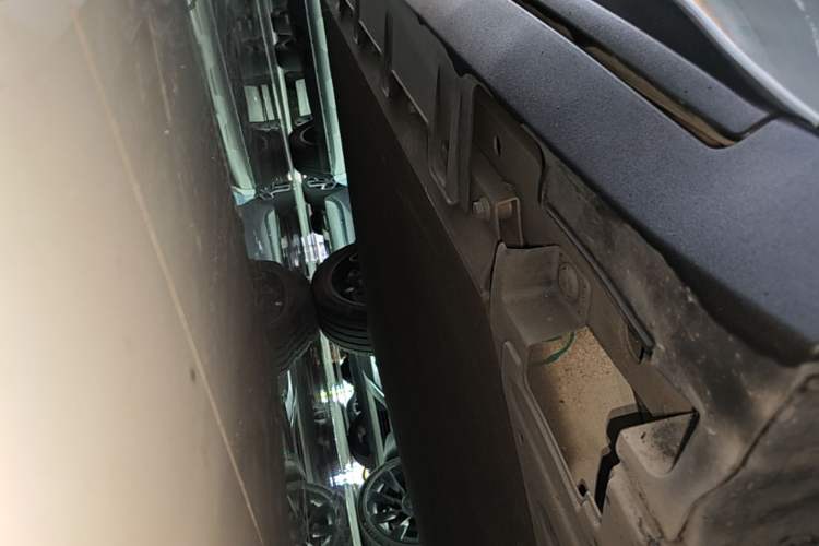 Used AION V 2020 80 Intelligent Technology Edition Right Side Sill