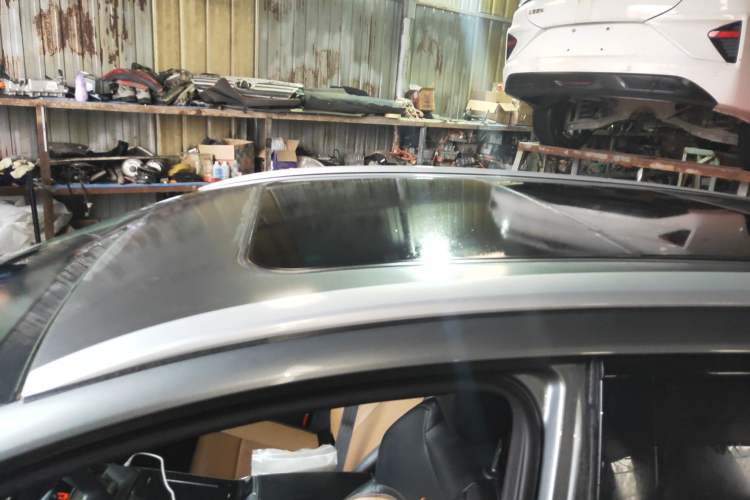 Used AION V 2020 80 Intelligent Edition Roof