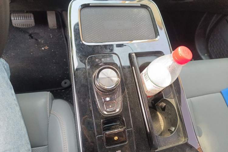 Used AION V 2020 70 Intelligent Edition Gear Lever