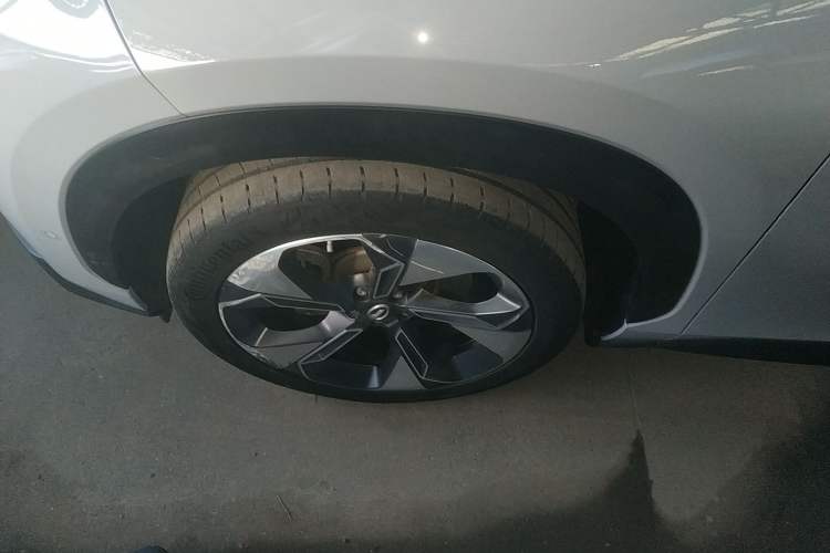 Used AION V 2020 80 Intelligent Edition Left Front Wheel Hub