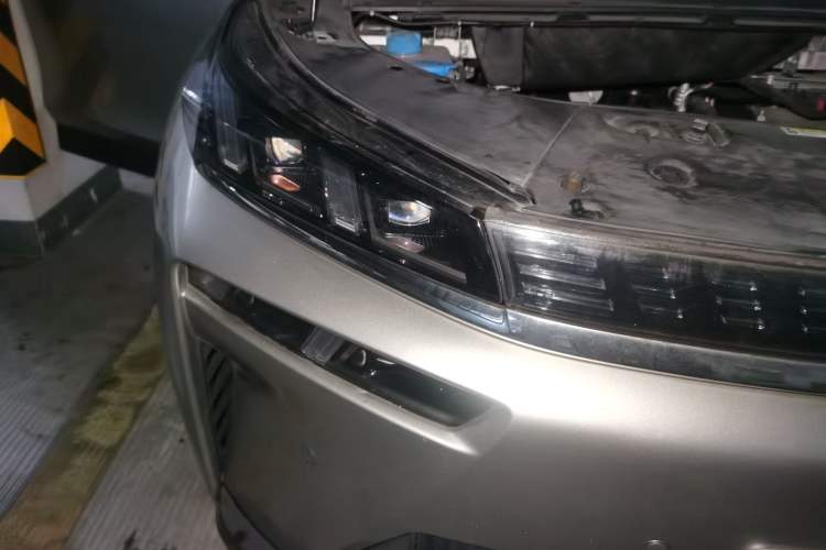 Used AION V 2020 70 Smart Technology Edition Right Front Headlight