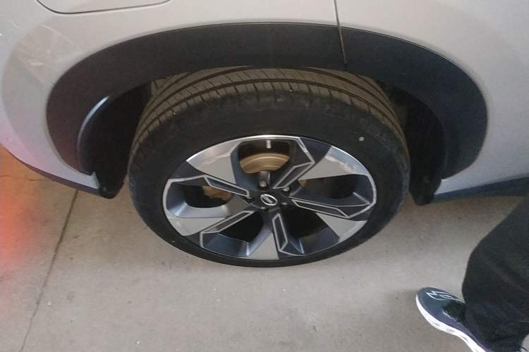 Used AION V 2020 80 Intelligent Edition Right Rear Wheel Hub