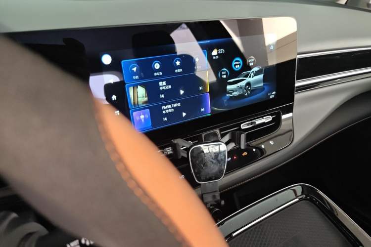 Used AION V 2020 60 Intelligent Edition Audio And AC Panel