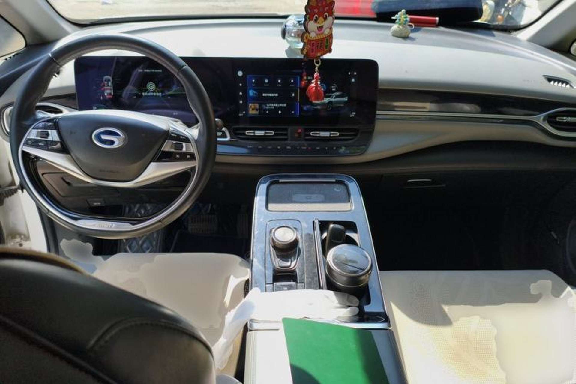 Used AION V 2020 70 Driving Premium Edition Center Console