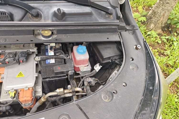 Used AION V 2020 80 Intelligent Edition Engine Bay Left