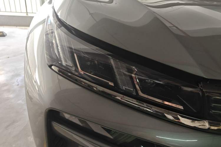Used AION V 2020 60 Intelligent Edition Right Front Headlight
