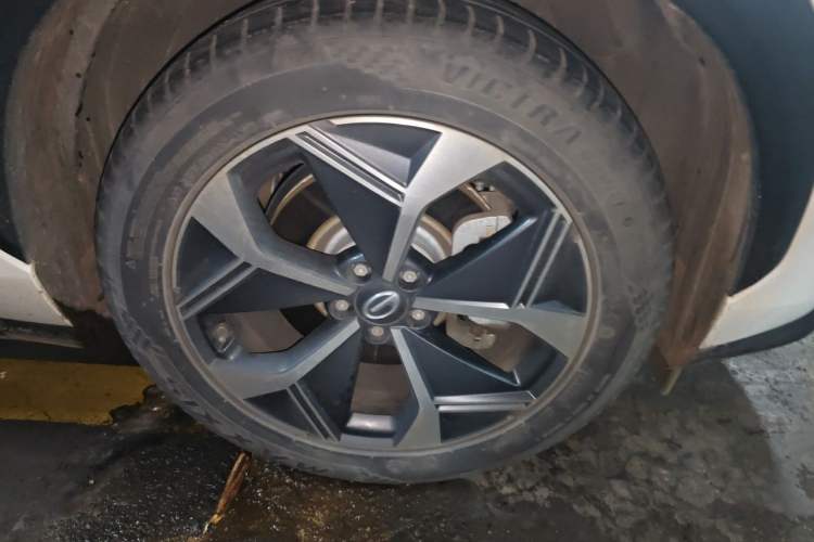 Used AION V 2020 70 PLUS Smart Edition Right Front Wheel Hub