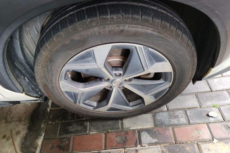 Used AION V 2020 70 Smart Technology Edition Right Front Wheel Hub